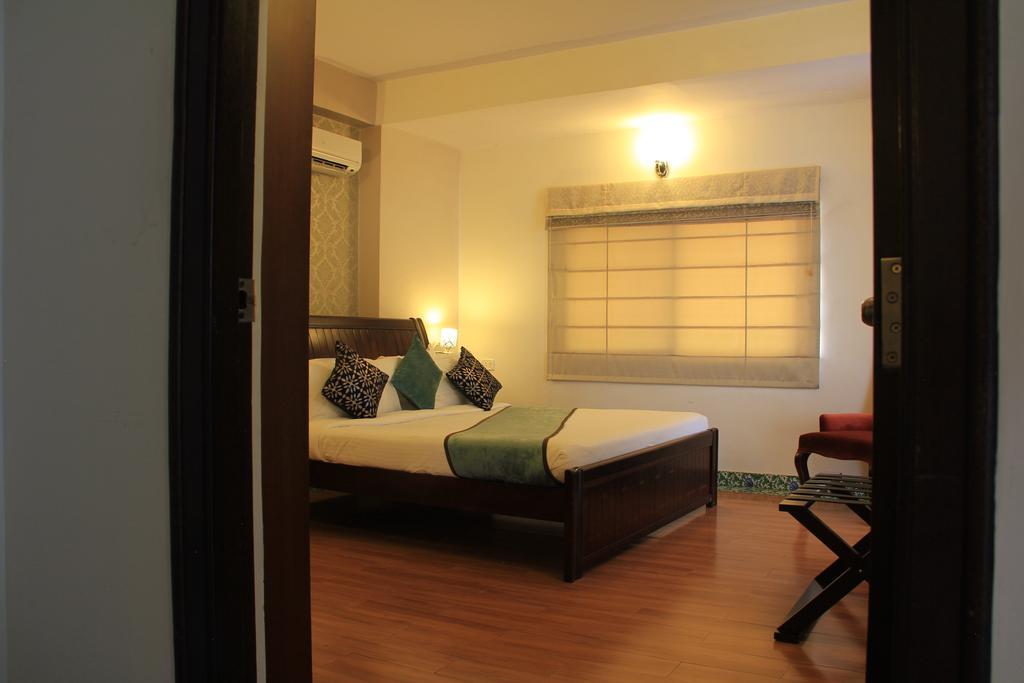 Orchid Suites - A Boutique Hotel Bangalore Off Residency Road Eksteriør bilde